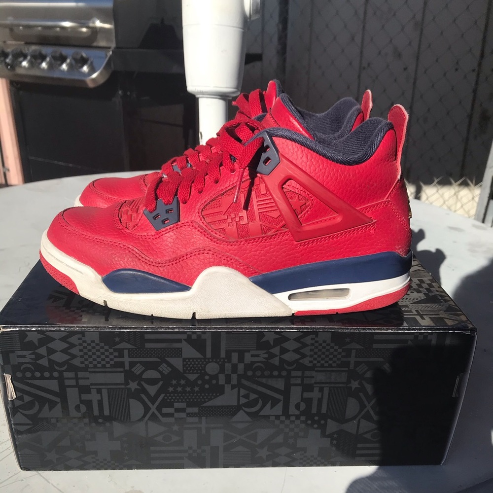 Jordan 4